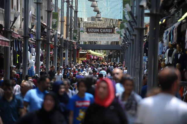 Çarşılarda Bayram Hareketliliği