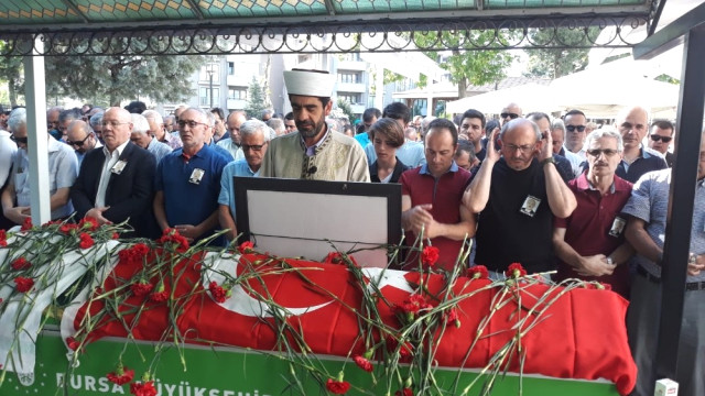 Gazeteci Oktay Kayalar Son Yolculuğuna Uğurlandı