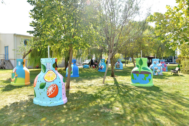 Cam Yeniden Cam İle Şehirler Renkleniyor