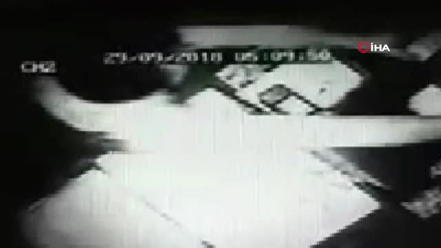 Bağış Kutusunun Çalınması İlişkin Açıklama Yaparken Bir Kumbarayı Daha Çaldılar…o Anlar Kamerada