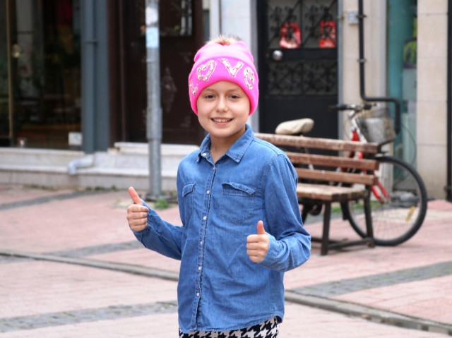 Lösemiyi Yenen Küçük Kızın Hedefi Doktor Olup, Şifa Dağıtmak