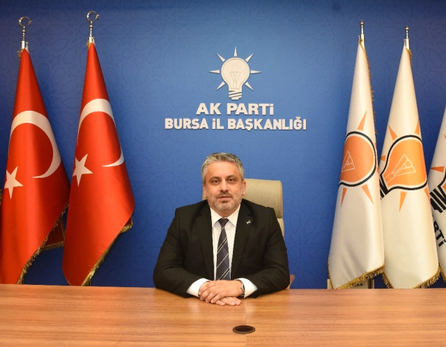 AK Parti’de İstifa Eden 8 İlçe Başkanı Yeniden Adaylık İçin Başvuru Yaptı