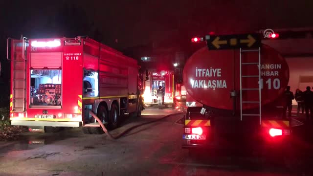 Atıl Durumdaki Spor Salonunda Çıkan Yangın Söndürüldü