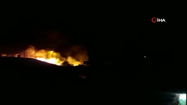 Gemlik’te Ahşap Ev Alev Alev Yandı