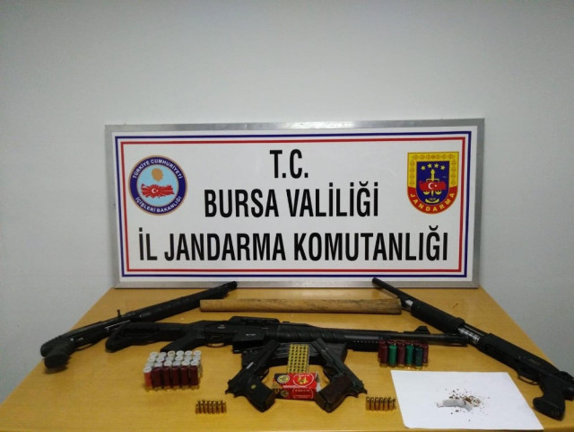 Jandarma Alkollü Mekanlara Baskın Yaptı
