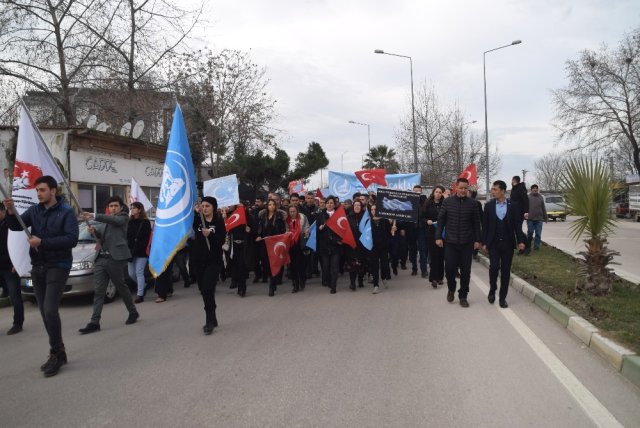 Bursa’da Doğu Türkistan’daki Çin Zulmü Protesto Edildi