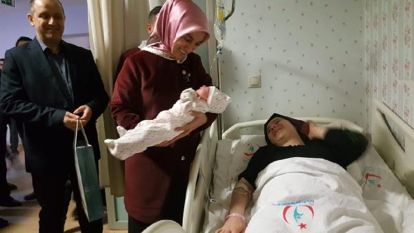 Bursa’da Yeni Yılın İlk Bebeği Gökçe Oldu