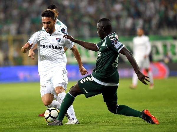 Bursaspor’dan Konyaspor’a Sahasında Ezici Üstünlük