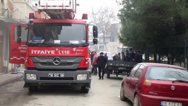 Prizde Unutulan Cep Telefonu Az Daha Depoyu Yakıyordu