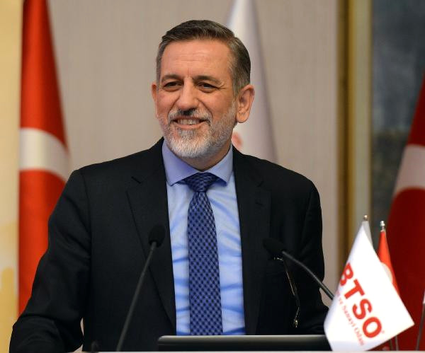 Sanayici Rekor Kırdı, Esnaf Düşüşle Kapattı