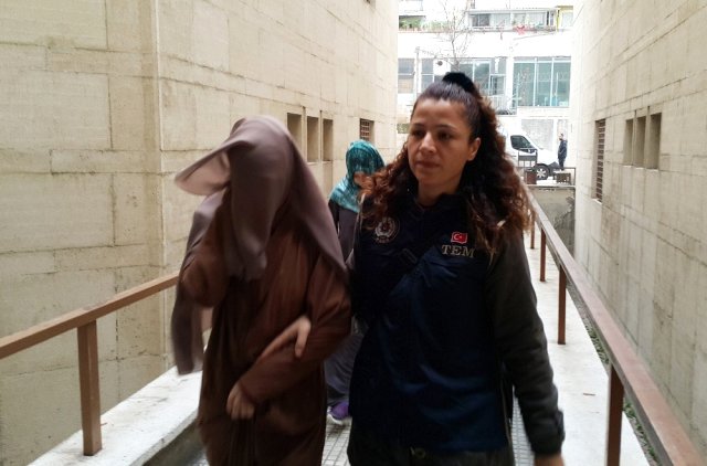 Kırmızı Bültenle Aranan 2 Kadın Terörist Tutuklandı