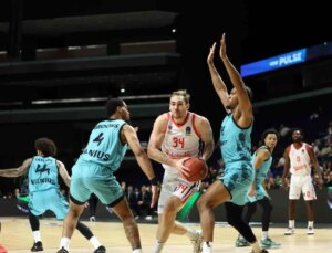 Bahçeşehir Koleji EuroCup’ta Birinci Maçını Kazandı