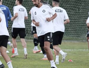 İbrahim Öztürk Futbola Veda Etti