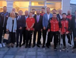 TFF İdaresi, Ampute Futbol Ulusal Ekibi ile Bir Ortaya Geldi