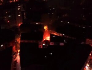 Bursa’da Gece Yangını: Evciller Kurtarıldı, Can Kaybı Olmadı
