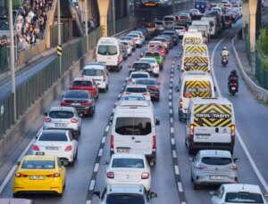 Tarih netleşti! Araç sahiplerine anahtar bıraktıracak artırım geliyor