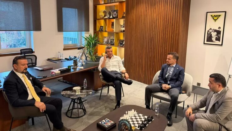 Fenerbahçe cephesinden gece yarısı hakem yansısı: Günü ve vakti gelince…