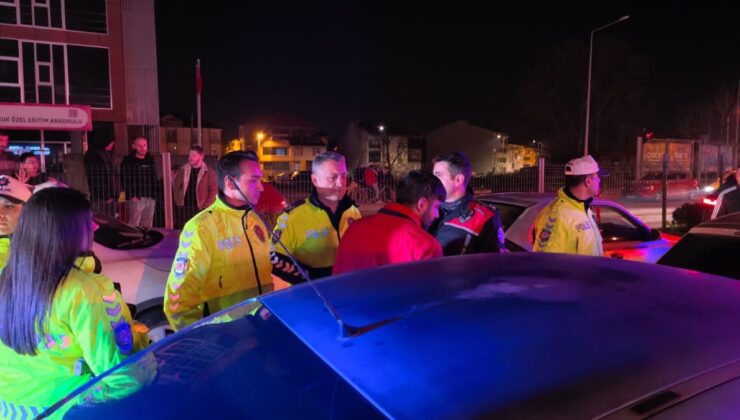 Bursa’da zincirleme kaza sonrası yaralılar gruplara direndi