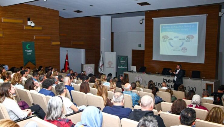 İzmir’de rehber öğretmenlere bağımlılıkla gayret eğitimi verildi