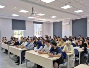Milas Veteriner Fakültesi’nde ‘Ailem benim her şeyim’ paneli