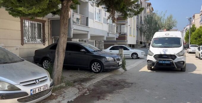 Bursa’da iki kardeş ortasında bıçaklı arbede: 2 yaralı
