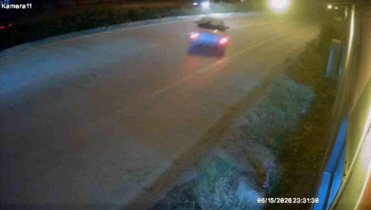 Denetimden çıkan araç takla attı… O anlar kamerada