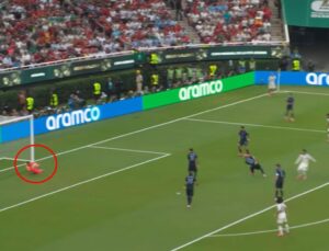 Muslera’dan yıkım üzere hata! Ülkesi Dünya Kupası’ndan elendi, herkes tıpkı yorumu yaptı