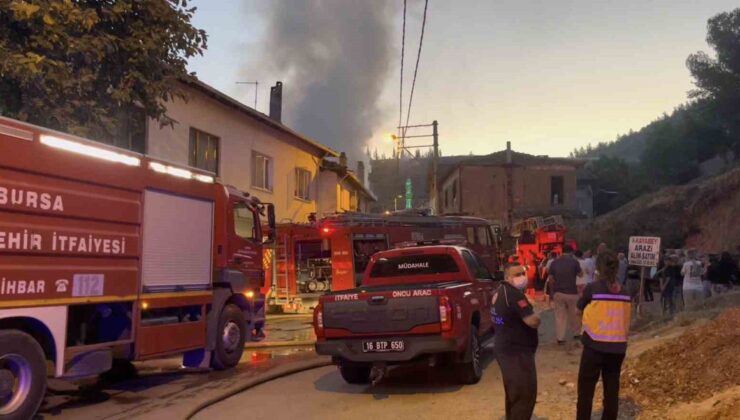 Bursa’da 2 Katlı Konutta Yangın: 1 Kişi Hayatını Kaybetti