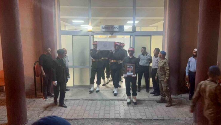 Hakkari’de hayatını kaybeden Yüksel Işık’ın cenazesi askeri merasimle Bursa’ya uğurlandı