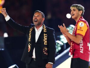Okan Buruk Galatasaray tarihine geçti