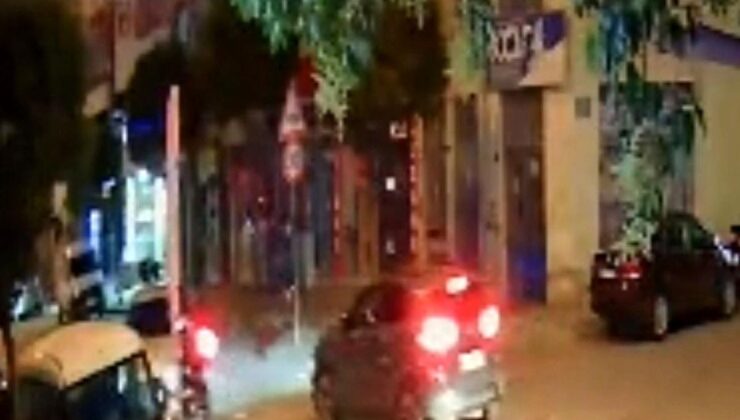 Park yerinden çıkan arabaya çarpan motosikletli yaralandı